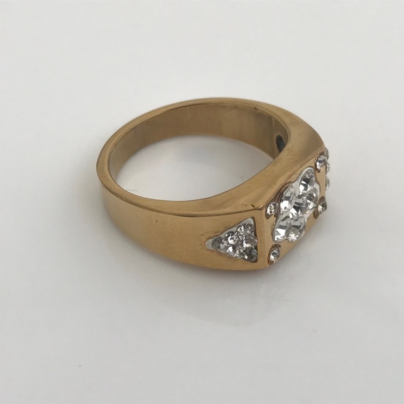 Men Ring Gold Tone Crystal Accents Fashion Jewelry - Picture 2 of 8